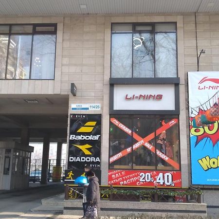Bishkek, Promenade Leilighet Eksteriør bilde